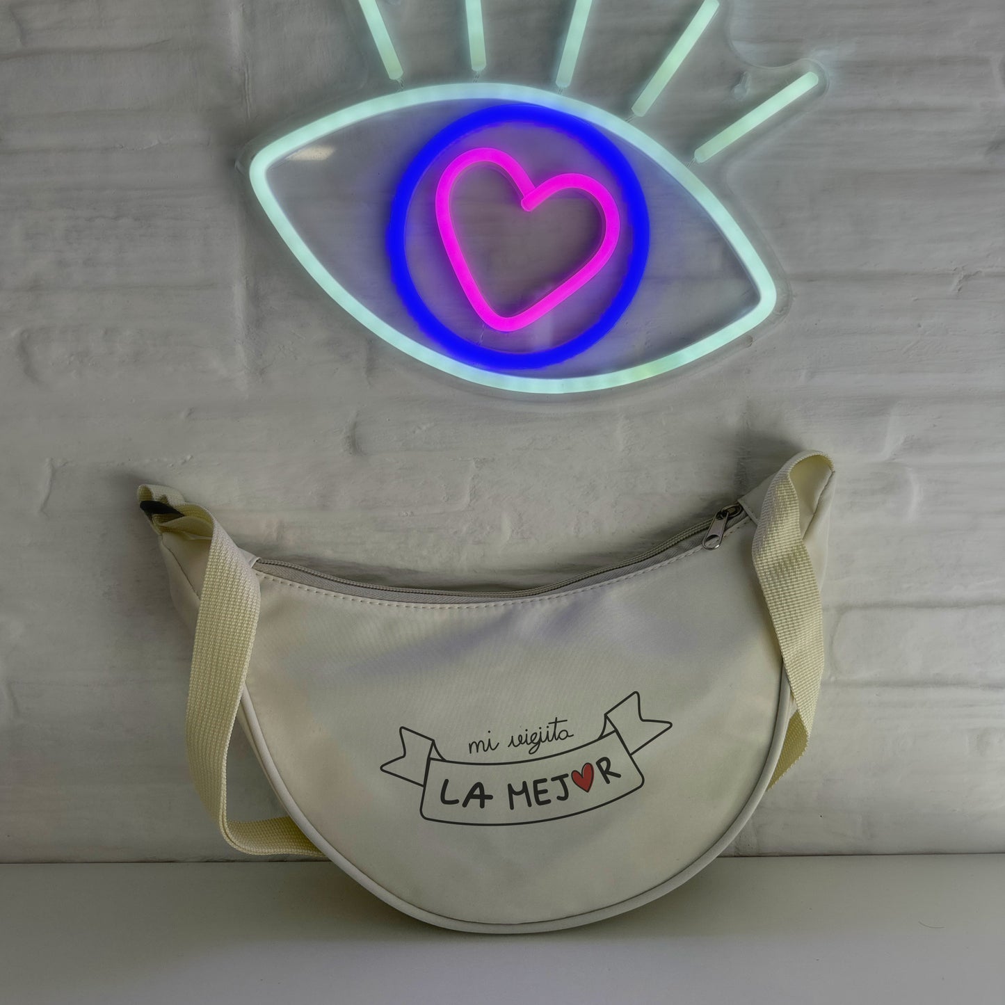 Bolso/Riñonera Blanca crema "Mi viejita la mejor"