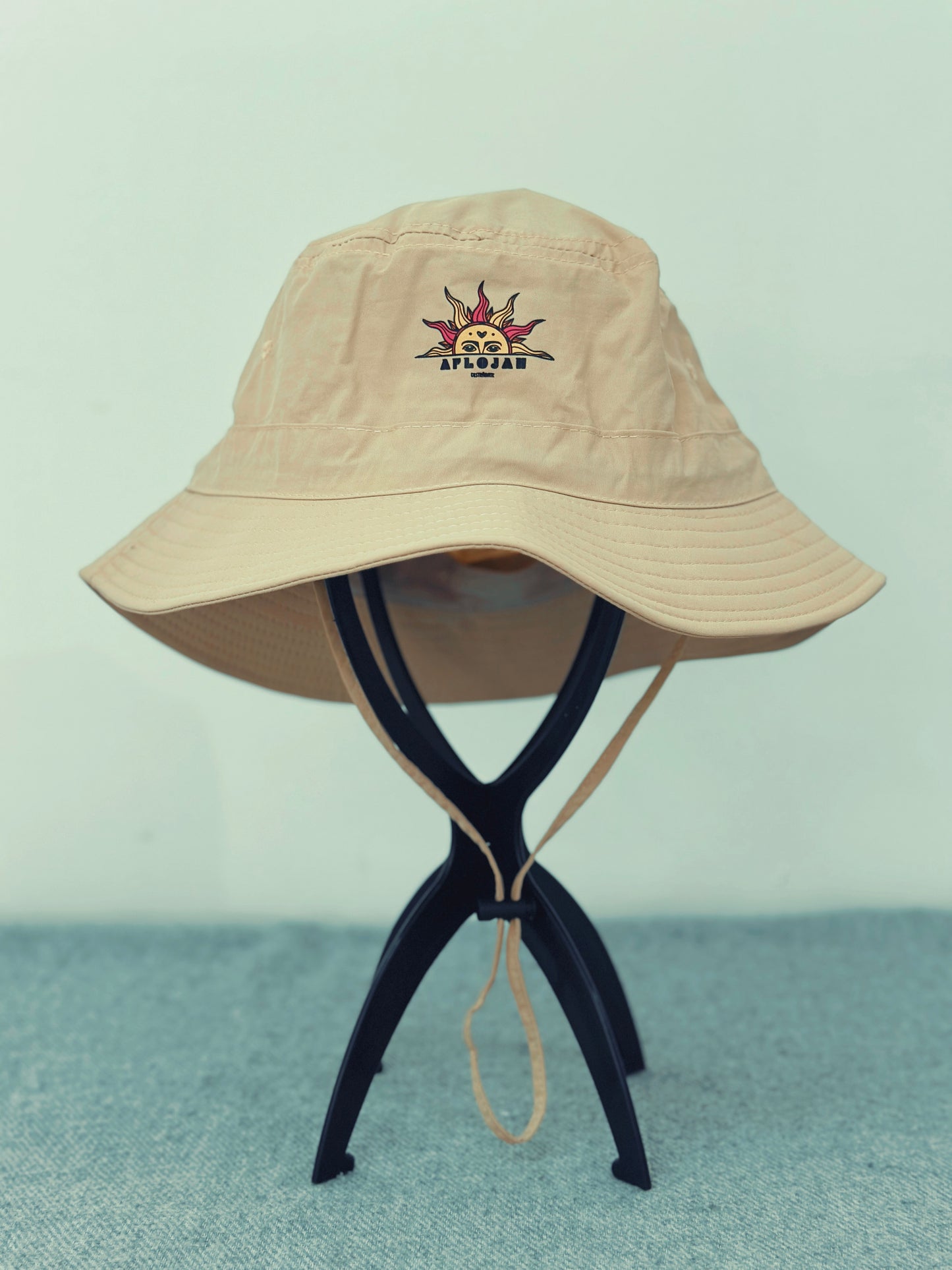 Gorro Cuerda Beige Ala corta "Aflojah"